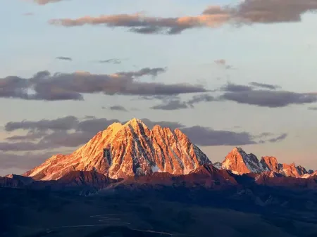 Pokhara Wisdom Hotel Отели рядом с достопримечательностью «Тагун»