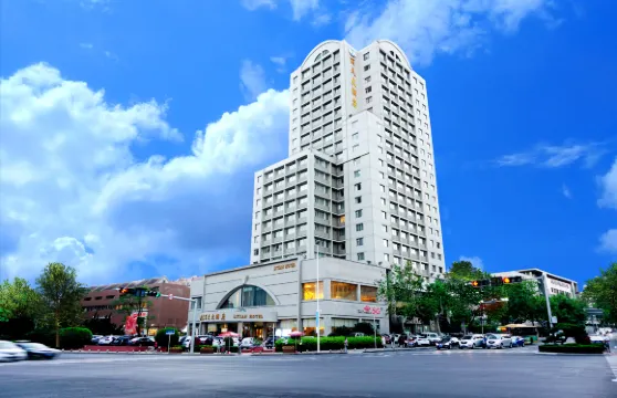 青島麗天大酒店