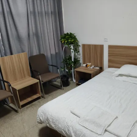 Haining Fangshi Homestay (Jiafang Technology Industrial Park Shop)