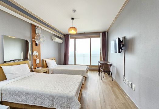 6. 빨간궁전 펜션..