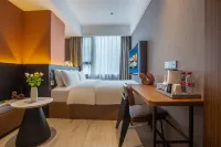 Repulse Bay S Hotel (Yibin Changjiang Park Wal-Mart)