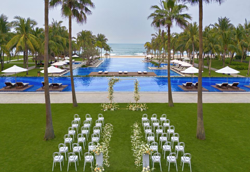 2. Danang M..