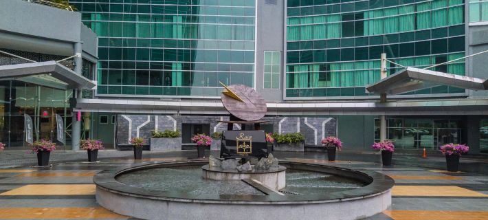 Raia Hotel & Convention Centre Kuching Отели в г. Кучинг