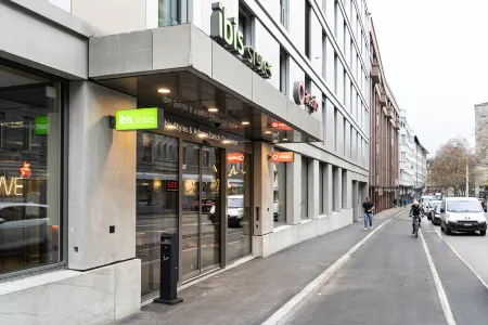 Ibis Styles Zurich City Center Отели в г. Цюрих