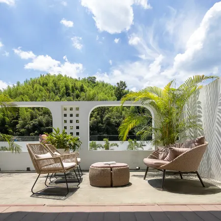 Moganshan Grassland Homestay · Suxi Private Soup Hot Spring Garden Villa