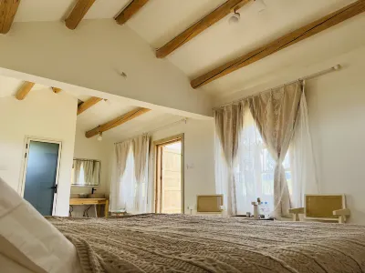 Joan Kushtai Yiyi Beaver Homestay Hotels near Kuoksu Grand Canyon Scenic Zone