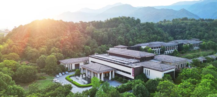Nine Cloud Homestead Resort Hotel Hotels in Tonglu