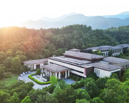 Nine Cloud Homestead Resort Hotel Hotels in Tonglu County