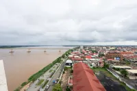 Lbn Asian Hotel - balcony