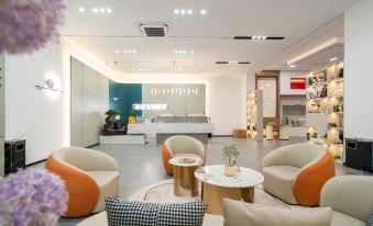 Orange House Apartment (Shanghai New International Expo Center)