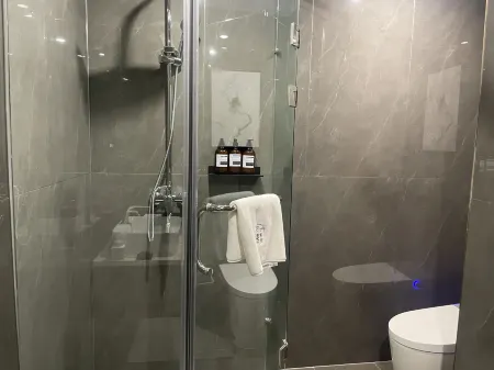 Xuanqu Nanyuan Hotel Отели рядом с достопримечательностью «Quxian Confucian Temple»