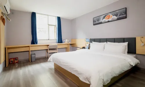 7Days Inn Chain Hotel (Bazhong Nanchinan Road Phoenix City) - 2 stjerner