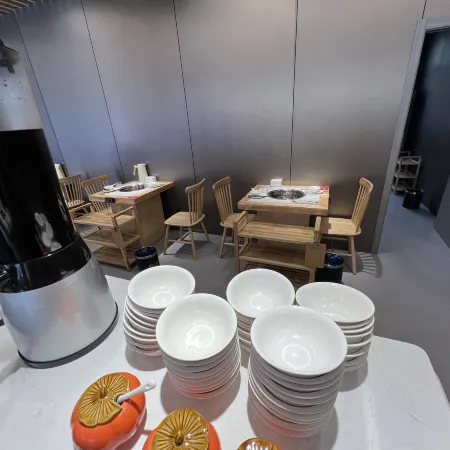 WanYoo Esports Hotel (Yixing Huanke Park Gui Street)