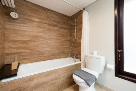 Handara Golf & Resort Bali Отели рядом с достопримечательностью «Улун дану бератан»