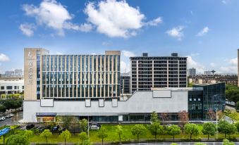 Lavande Hotel (Haiyan Huafeng Road)