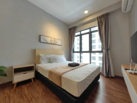 Near Airport K Avenue Family Room Отели рядом с достопримечательностью «Танджунг Ару»