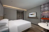 Borrman Hotel (Zhanjiang Wuchuan Jiefang Zhong Road Gangfeng Square)
