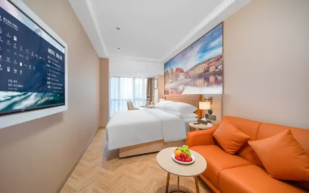 Vienna Hotel (Guangzhou Fangcun Huadiwan Subway Station Hotel)