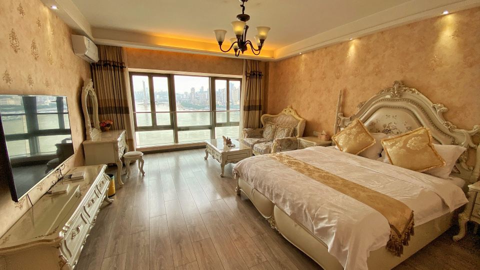 NanBin River scenery apartment hotel