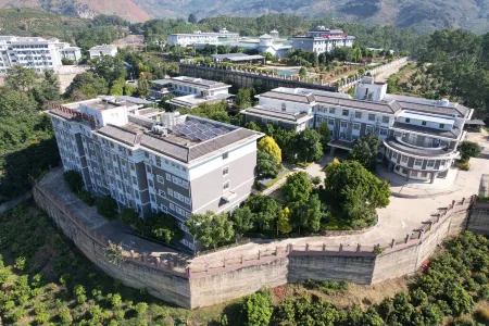 Jiazhiyuan Kangyang Base Отели в г. Хуапин