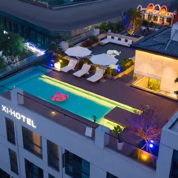 Xi Hotel (Changsha Wuyi Square IFS) Hotels near Autumn-Admiring Pavilion