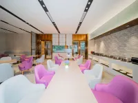 Lavande Hotels  (Wanning high-speed railway station) - พร้อมอาหารเช้า