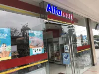 Shore Residences Mall of Asia Stays by Pbyy