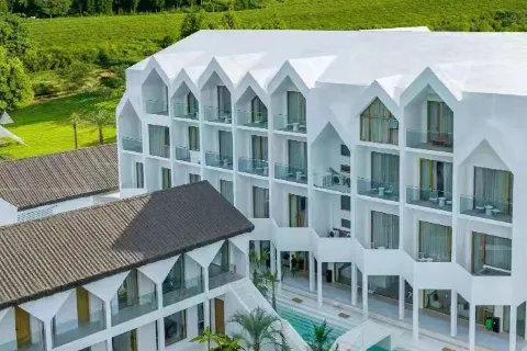Aiqi Hot Spring Resort Hotel