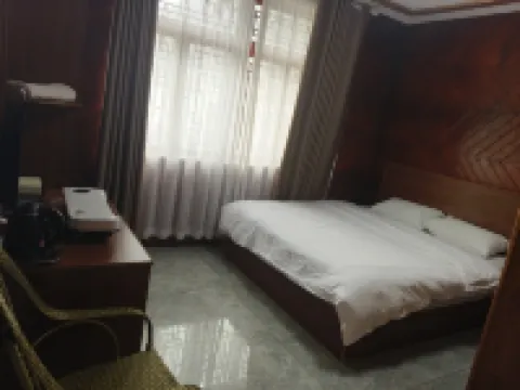 Pingwu Fumanlou Farmhouse