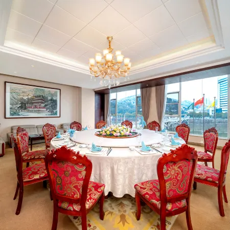 Dongfeng Hotel