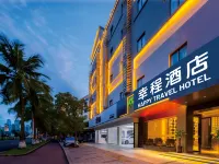 Happy Travel Hotel (Haikou MOVA Commercial square Duty Free) Hotels near Meilan