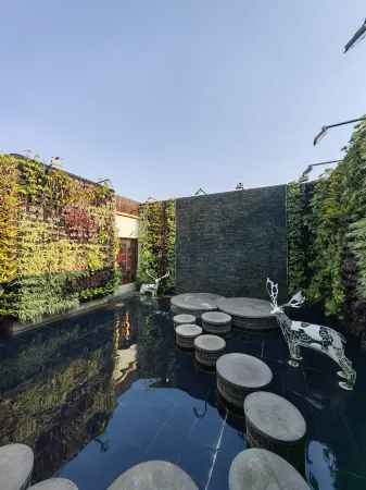 Pu'er Songkun Hotel (Yuecheng Shiguangli Shopping Park Shop) Отели рядом с Аэропорт Симао