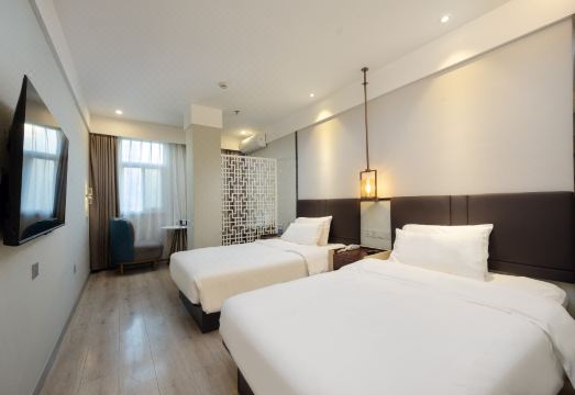 HanTing 호텔 (상하이 롱양로 지하철역)