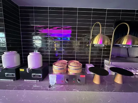 Maijian Hotel (Shenyang Convention and Exhibition Center Sports College  South Station Branch) Отели рядом со станцией Shenyang South Railway Station