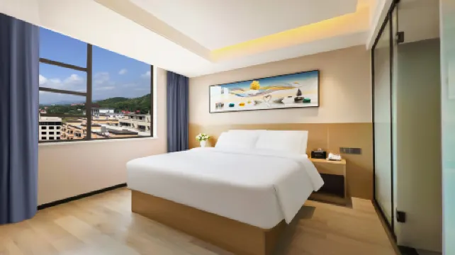 Blue Phoenix Hotel (Wanzai Zhuzhou Xiangtan Store)