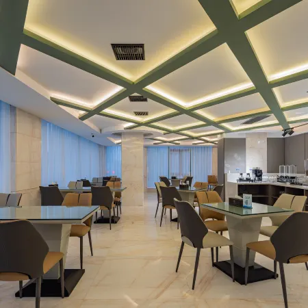 Haiyi Fino Hotel (Swan Lake Branch）