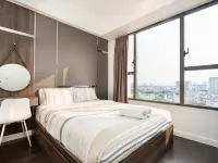 MIN' Apartment - Rivergate Residence Downtown BUI VIEN - FREE POOL 第四郡附近的飯店