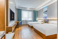 MIKE HOLIDAY HOTEL Hotel dekat Kaba Museum