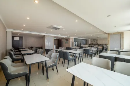 Libo Qingxuan Hotel Отели рядом с достопримечательностью «Libo Zhangjiang Scenery Spot Management Office»