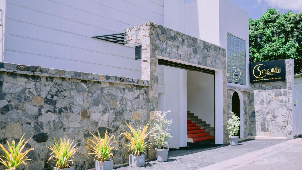 Hotel Senondra