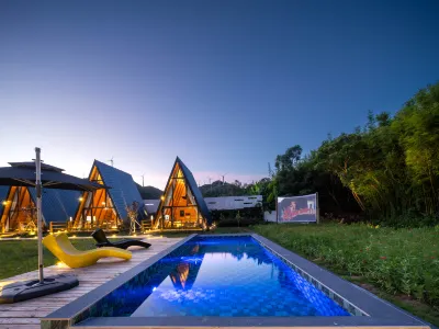 JIUXILI·FLOWER GARDEN VILLA Hotels near Soldiers Recruit Tree