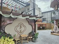 ZiYuan Lake View B&B Hotels near Zhaoqing Railway Station