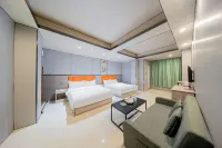 Xinyuan Boutique Apartment (Chaozhou West Lake Park Branch) Hotels near Hanshan Normal University Chaozhou Branch