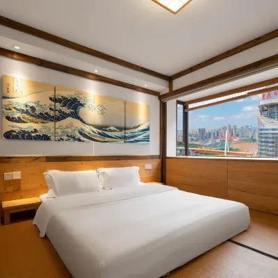 Chongqing Tengye Yuanshe River View B&B (Jiefangbei Branch) Отели рядом с достопримечательностью «Монумент освобождения»