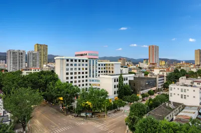 Xinkaitong Hotel Ruili