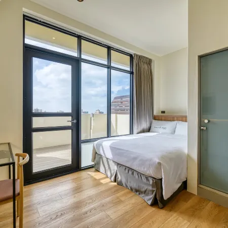 Hotel G