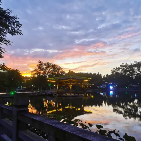Xinxing Guo'en Hotel (Liuzu's Hometown)