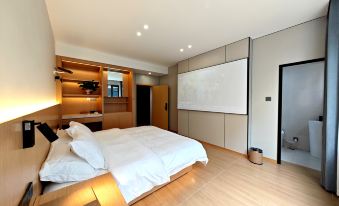 Yingxiu Yunshu Smart Audio-Visual Homestay