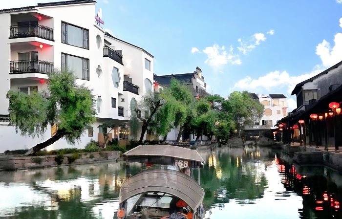 Xitang · J Romantic Riverside Homestay (Xitang Ancient Town)