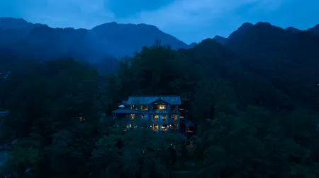 Qingcheng Moutain Boarding Home stay